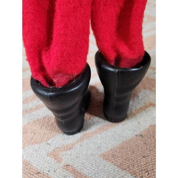 Vintage Handmade Santa Claus - Picture 3 of 5